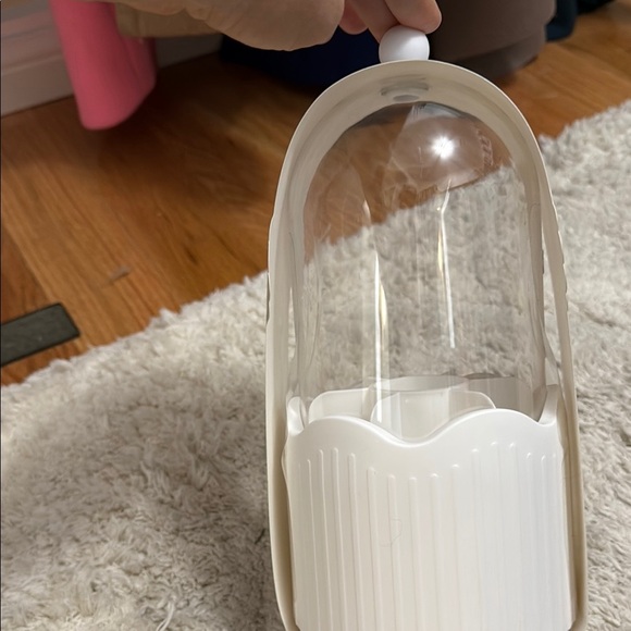 White Beauty Storage Organizer NWT - Picture 3 of 3